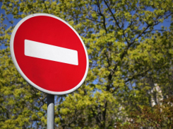 В Краснодаре на улице Тополиной на полтора месяца ограничат движение