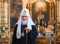 Сейфы с оружием в Геленджике опечатали скотчем из-за приезда патриарха
