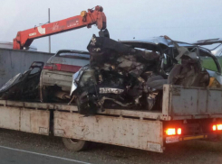 На Кубани разбились насмерть три человека в ночном ДТП