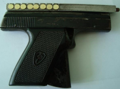 В Краснодаре пенсионер угрожал противнику в дорожной «разборке» стартовым пистолетом 