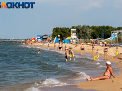 Дорогое жильё, аховые цены, туристы-враги, один туалет на пляж: россияне об отдыхе на курортах Краснодарского края