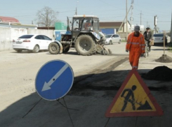  В Ейске приступили к ремонту «самой убитой дороги» России 
