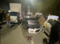 В массовой аварии в центре Краснодара пострадавших нет