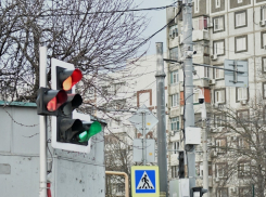  В День всех влюбленных в Краснодаре выключат два светофора 