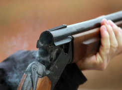  Мужчина застрелил из ружья своего знакомого фермера в Ейском районе 