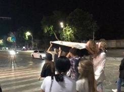 Краснодарцев возмутила шутка с человеком в гробу на Красной