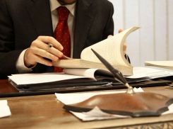 Экс-адвокату осужденной за госизмену сочинки вынесли предупреждение