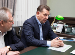 Юрий Бурлачко обсудил развитие строительной отрасли Кубани с президентом «Девелопмент-Юг»