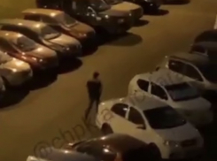 На одной из улиц Краснодара ночью пытались взломать машины