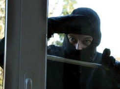 Полицейский на прогулке задержал злодея, обворовавшего детский сад