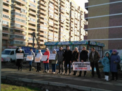  Голодающие дольщики «Территории счастья» собрались в Москву 