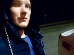 Подростка убило током на Кубани в новогоднюю ночь из-за прикосновения к елке 