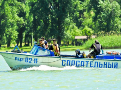 В Краснодаре отдыхавшая с друзьями девочка исчезла во время купания