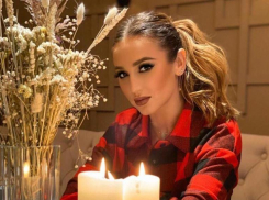 «Ей можно не петь, за нее зал споет»: Ольга Бузова снова выступила в Краснодаре