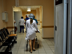 В кубанской школе произошло массовое отравление: 15 учащихся обратились в больницу 
