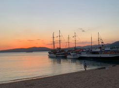 Между курортами Краснодарского края с 1 мая запустят морское такси