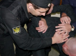 В Краснодарском крае приставам пришлось «скрутить» должника