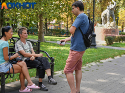 81% краснодарцев поддержали запрет мобильников в школах