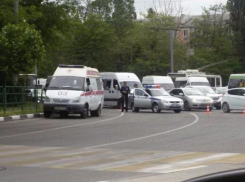 Из-за угрозы взрыва в Новороссийске перекрывали выезд из города
