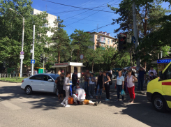 Водитель Nissan Almera сбил пенсионерку на пешеходном переходе в Краснодаре