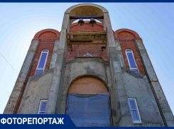 Ольга Бузова, миллионы и служба на пустыре: как в Новой Адыгее строят храм святителя Игнатия Брянчанинова
