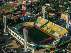 Футбольную битву между «Кубанью» и «Краснодаром» ждут жители города