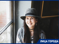 Останавливались и фотографировали: краснодарка рассказала, как её картины приняли в Нью-Йорке 