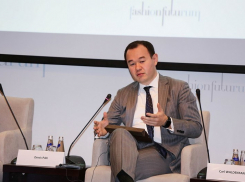  Пострадавший чиновник Пак заявил, что хавбек «Краснодара» Мамаев его не трогал 