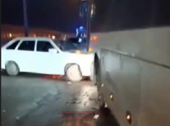 В Краснодаре автобус попал в ДТП с шестью авто: видео