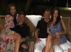 Краснодарец Смолов отправился на Мальдивы с экс-мужем Бузовой и его новой невестой