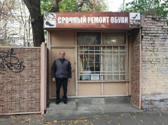 «Лично разберусь», - мэр Краснодара отреагировал на историю сапожника, которого заставляют снести его место работы