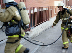 На Кубани вспыхнула лестничная площадка в здании