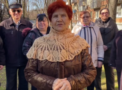 «Только затронь Кубань, Зеленский»: пенсионерки из «Отрядов Путина» обратились к президенту Украины