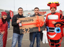 Мужчина унес с собой телевизор во время тест-драйва Chery Tiggo 7