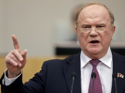 Геннадий Зюганов в обращении предостерег «ретивых администраторов» от воровства голосов