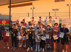 В Сочи лучше теннисисты встретились на корте стадиона «Фишт»