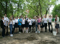 Школьники присоединились к челленджу «Краснодар -10 тысяч деревьев»