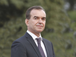 Вениамин Кондратьев поручил наладить связь и интернет в Мостовском районе