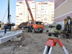 Семь школ в Краснодаре начнут строить в этом году за 5,3 млрд рублей