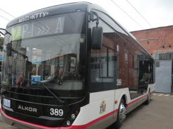 В Краснодаре представили первый троллейбус собственного производства