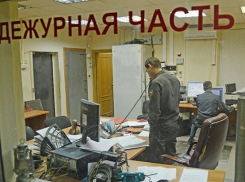  На Кубани пятеро налетчиков вломились в дом местного жителя и избили его 