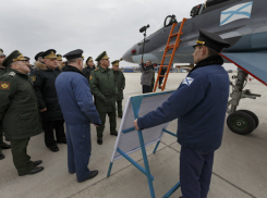 Министр обороны Шойгу проверил строительство тренировочного аэродрома в Ейске