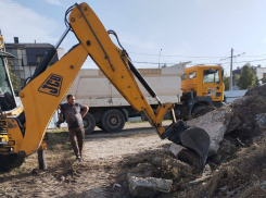 Мэрия Краснодара не стала штрафовать застройщика за огромную свалку в Юбилейном