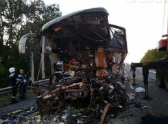 По факту ДТП с шестью погибшими под Горячим Ключом возбудили уголовное дело