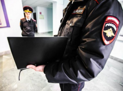 Новороссийские полицейские помогли жительнице Тольятти найти мать