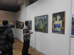  Выставка Валентины Поляковой «Под небом голубым» открылась в Краснодаре 
