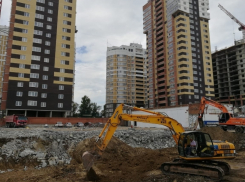 В микрорайоне ХБК Краснодара начали строить поликлинику