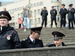 Участника митинга в Сочи вызвали на допрос