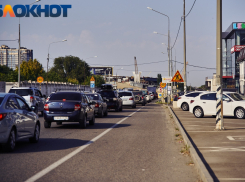 Утром в Краснодаре образовались 6-балльные пробки