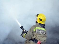 В центре Краснодара потушили двухэтажное здание 